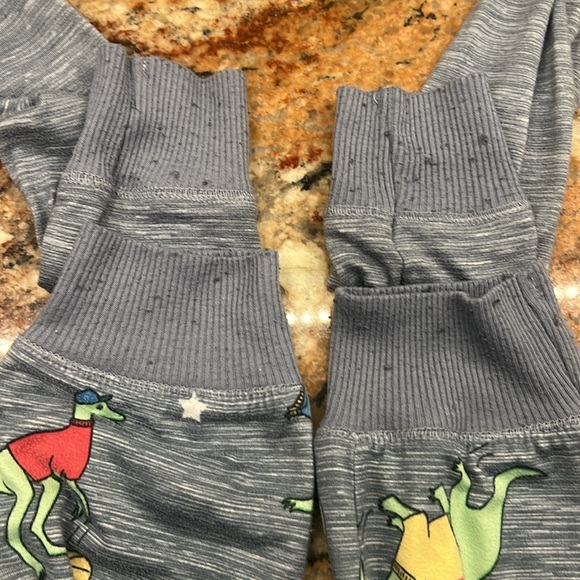 Boys Size Small, Dinosaur Sports Pajama Set - Picture 7 of 8